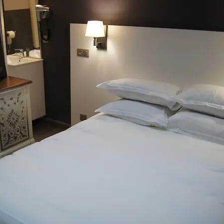 Inn Du Cheval Blanc Ajaccio (Corsica)